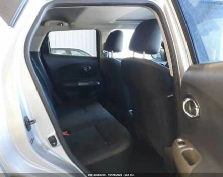 Сірий Ніссан Жук, об'ємом двигуна 1.6 л та пробігом 142 тис. км за 1500 $, фото 5 на Automoto.ua