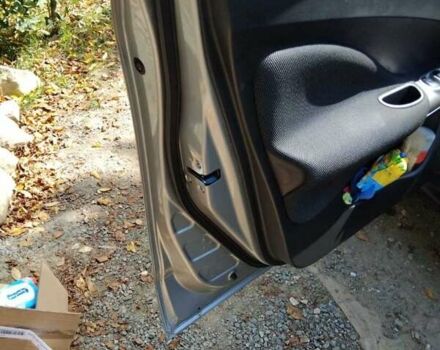 Сірий Ніссан Жук, об'ємом двигуна 1.6 л та пробігом 95 тис. км за 10600 $, фото 7 на Automoto.ua