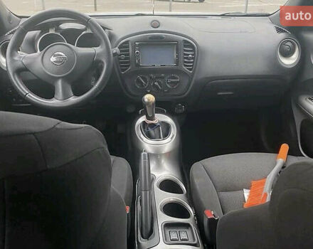 Серый Ниссан Жук, объемом двигателя 1.6 л и пробегом 139 тыс. км за 9350 $, фото 13 на Automoto.ua