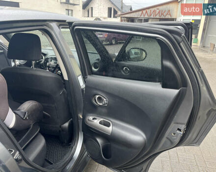 Серый Ниссан Жук, объемом двигателя 1.6 л и пробегом 122 тыс. км за 9999 $, фото 2 на Automoto.ua