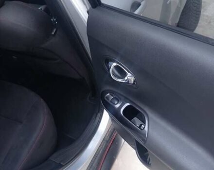 Сірий Ніссан Жук, об'ємом двигуна 1.62 л та пробігом 155 тис. км за 13500 $, фото 24 на Automoto.ua