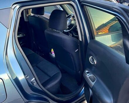 Серый Ниссан Жук, объемом двигателя 1.6 л и пробегом 185 тыс. км за 10000 $, фото 9 на Automoto.ua