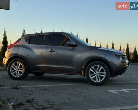 Серый Ниссан Жук, объемом двигателя 1.6 л и пробегом 256 тыс. км за 8900 $, фото 7 на Automoto.ua