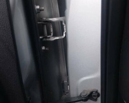 Сірий Ніссан Жук, об'ємом двигуна 1.62 л та пробігом 155 тис. км за 13500 $, фото 29 на Automoto.ua