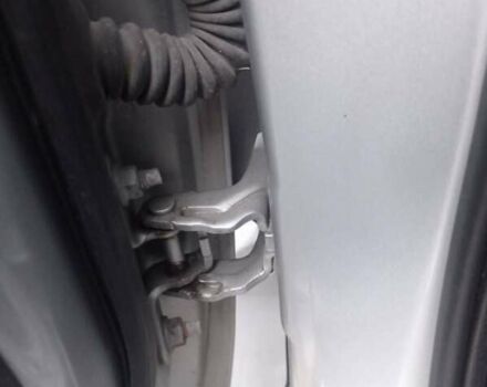 Сірий Ніссан Жук, об'ємом двигуна 1.62 л та пробігом 155 тис. км за 13500 $, фото 11 на Automoto.ua