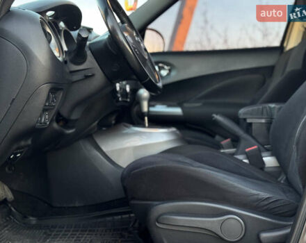 Серый Ниссан Жук, объемом двигателя 1.6 л и пробегом 256 тыс. км за 8900 $, фото 16 на Automoto.ua