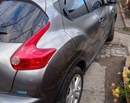 Серый Ниссан Жук, объемом двигателя 1.6 л и пробегом 110 тыс. км за 10500 $, фото 10 на Automoto.ua