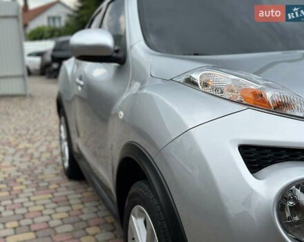 Сірий Ніссан Жук, об'ємом двигуна 1.6 л та пробігом 153 тис. км за 9999 $, фото 6 на Automoto.ua