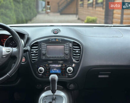 Сірий Ніссан Жук, об'ємом двигуна 1.6 л та пробігом 153 тис. км за 9999 $, фото 19 на Automoto.ua