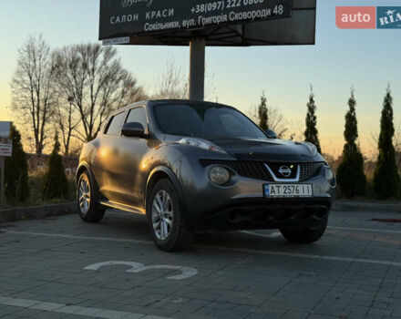 Серый Ниссан Жук, объемом двигателя 1.6 л и пробегом 256 тыс. км за 8900 $, фото 1 на Automoto.ua