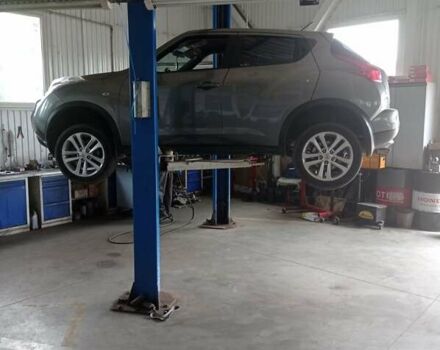 Серый Ниссан Жук, объемом двигателя 1.6 л и пробегом 115 тыс. км за 10500 $, фото 8 на Automoto.ua