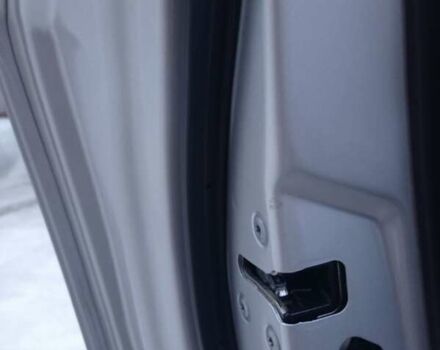 Сірий Ніссан Жук, об'ємом двигуна 1.62 л та пробігом 155 тис. км за 13500 $, фото 22 на Automoto.ua