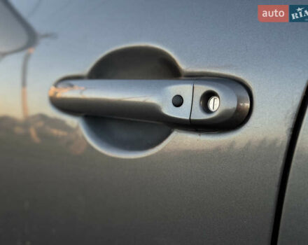 Серый Ниссан Жук, объемом двигателя 1.6 л и пробегом 256 тыс. км за 8900 $, фото 11 на Automoto.ua