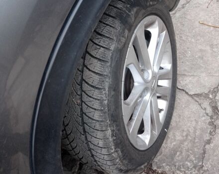 Серый Ниссан Жук, объемом двигателя 1.6 л и пробегом 110 тыс. км за 10500 $, фото 9 на Automoto.ua