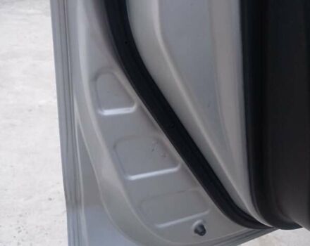 Сірий Ніссан Жук, об'ємом двигуна 1.62 л та пробігом 155 тис. км за 13500 $, фото 4 на Automoto.ua