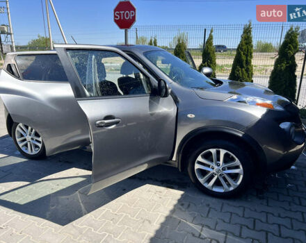 Сірий Ніссан Жук, об'ємом двигуна 1.62 л та пробігом 110 тис. км за 10500 $, фото 1 на Automoto.ua