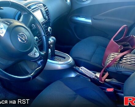 Сірий Ніссан Жук, об'ємом двигуна 1.6 л та пробігом 106 тис. км за 11000 $, фото 5 на Automoto.ua