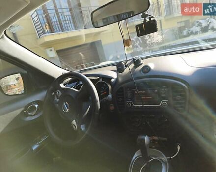 Серый Ниссан Жук, объемом двигателя 1.62 л и пробегом 185 тыс. км за 10400 $, фото 6 на Automoto.ua