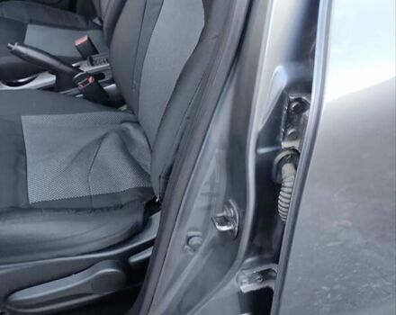 Сірий Ніссан Жук, об'ємом двигуна 1.6 л та пробігом 109 тис. км за 11950 $, фото 12 на Automoto.ua