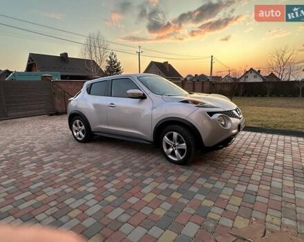 Сірий Ніссан Жук, об'ємом двигуна 1.62 л та пробігом 59 тис. км за 13299 $, фото 3 на Automoto.ua