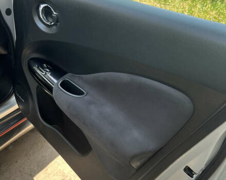 Сірий Ніссан Жук, об'ємом двигуна 1.62 л та пробігом 136 тис. км за 12800 $, фото 8 на Automoto.ua