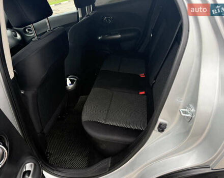 Серый Ниссан Жук, объемом двигателя 1.62 л и пробегом 77 тыс. км за 12000 $, фото 7 на Automoto.ua