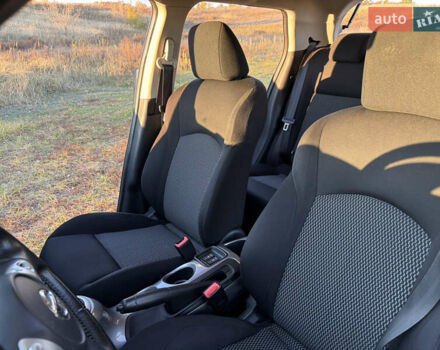 Серый Ниссан Жук, объемом двигателя 1.6 л и пробегом 100 тыс. км за 12500 $, фото 17 на Automoto.ua