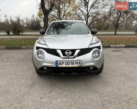 Серый Ниссан Жук, объемом двигателя 1.62 л и пробегом 77 тыс. км за 12000 $, фото 5 на Automoto.ua