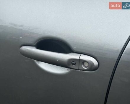 Серый Ниссан Жук, объемом двигателя 1.6 л и пробегом 51 тыс. км за 13490 $, фото 17 на Automoto.ua