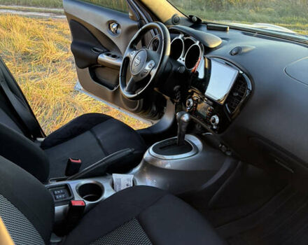 Серый Ниссан Жук, объемом двигателя 1.6 л и пробегом 100 тыс. км за 12500 $, фото 18 на Automoto.ua