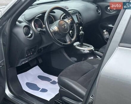 Серый Ниссан Жук, объемом двигателя 1.6 л и пробегом 51 тыс. км за 13490 $, фото 18 на Automoto.ua