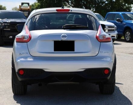 Серый Ниссан Жук, объемом двигателя 1.6 л и пробегом 97 тыс. км за 11000 $, фото 6 на Automoto.ua