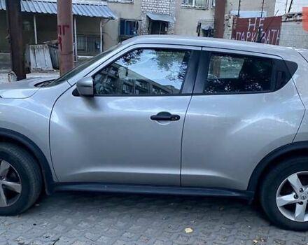 Серый Ниссан Жук, объемом двигателя 1.6 л и пробегом 85 тыс. км за 13500 $, фото 1 на Automoto.ua