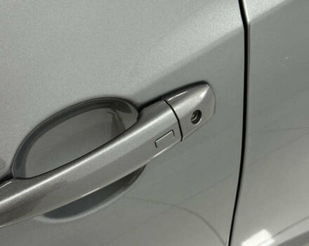 Серый Ниссан Жук, объемом двигателя 1 л и пробегом 20 тыс. км за 23000 $, фото 16 на Automoto.ua