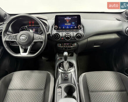 Серый Ниссан Жук, объемом двигателя 1 л и пробегом 20 тыс. км за 23000 $, фото 11 на Automoto.ua