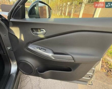 Серый Ниссан Жук, объемом двигателя 1 л и пробегом 35 тыс. км за 19900 $, фото 28 на Automoto.ua