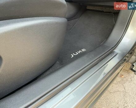 Серый Ниссан Жук, объемом двигателя 1 л и пробегом 35 тыс. км за 19900 $, фото 27 на Automoto.ua