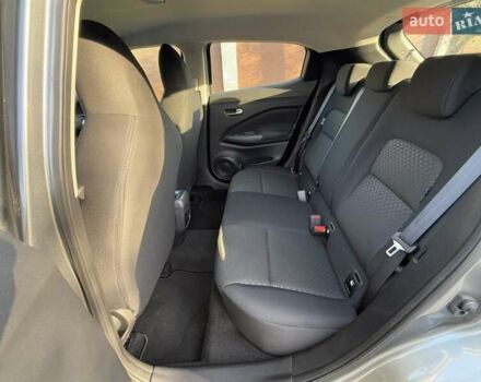 Серый Ниссан Жук, объемом двигателя 1 л и пробегом 35 тыс. км за 19900 $, фото 22 на Automoto.ua