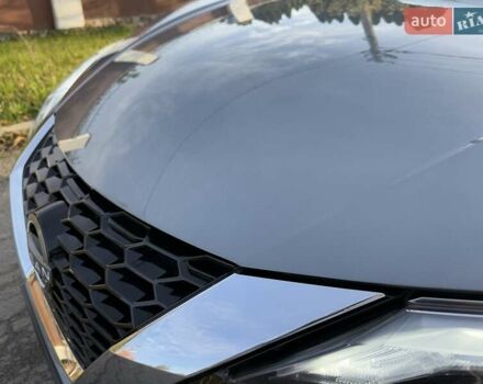 Серый Ниссан Жук, объемом двигателя 1 л и пробегом 35 тыс. км за 19900 $, фото 13 на Automoto.ua