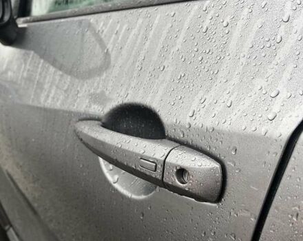 Серый Ниссан Жук, объемом двигателя 1 л и пробегом 16 тыс. км за 21062 $, фото 16 на Automoto.ua