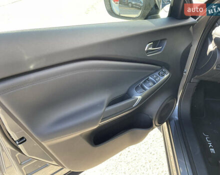 Серый Ниссан Жук, объемом двигателя 1 л и пробегом 1 тыс. км за 25900 $, фото 7 на Automoto.ua