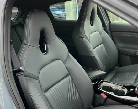 Серый Ниссан Жук, объемом двигателя 1 л и пробегом 1 тыс. км за 27128 $, фото 20 на Automoto.ua