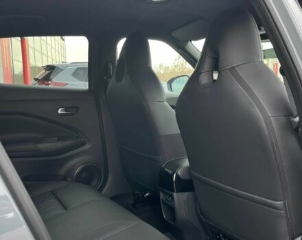 Серый Ниссан Жук, объемом двигателя 1 л и пробегом 1 тыс. км за 27128 $, фото 17 на Automoto.ua