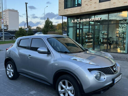 Серый Ниссан Жук, объемом двигателя 1.6 л и пробегом 182 тыс. км за 9300 $, фото 1 на Automoto.ua