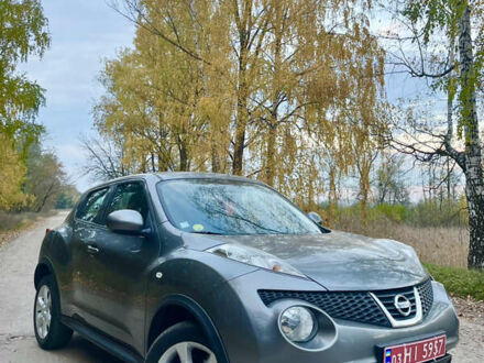 Серый Ниссан Жук, объемом двигателя 1.5 л и пробегом 205 тыс. км за 9700 $, фото 1 на Automoto.ua