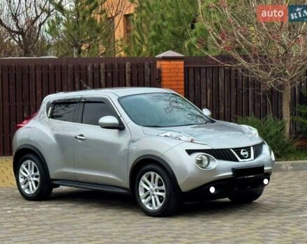 Серый Ниссан Жук, объемом двигателя 1.6 л и пробегом 91 тыс. км за 11900 $, фото 1 на Automoto.ua