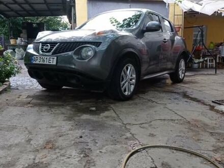 Ниссан Жук 2013 в Запорожье на Automoto.ua Серый Ниссан Жук, объемом двигателя 1.6 л и пробегом 115 тыс. км за 10500 $, фото 1 на Automoto.ua