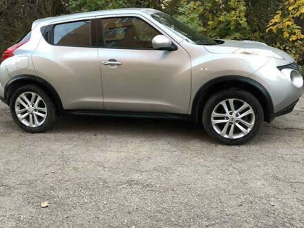 Серый Ниссан Жук, объемом двигателя 1.5 л и пробегом 184 тыс. км за 8700 $, фото 1 на Automoto.ua