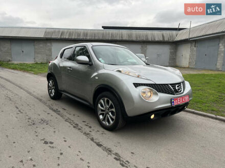 Ниссан Жук 2013 в Ровно на Automoto.ua Серый Ниссан Жук, объемом двигателя 1.6 л и пробегом 130 тыс. км за 10300 $, фото 1 на Automoto.ua