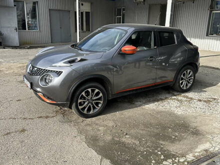 Серый Ниссан Жук, объемом двигателя 1.6 л и пробегом 103 тыс. км за 12000 $, фото 1 на Automoto.ua